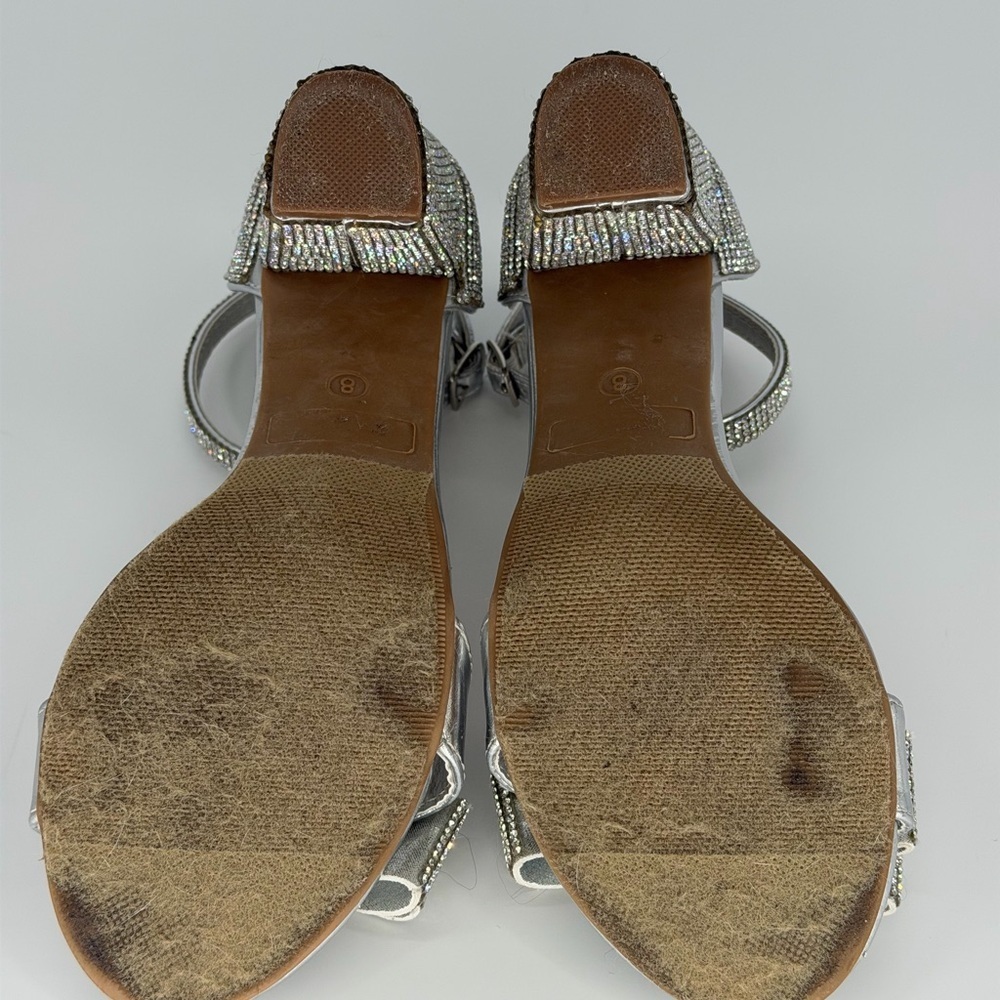 Windsor Size 8 Endless Glam Rhinestone Bow Block Heels - Picture 9 of 11